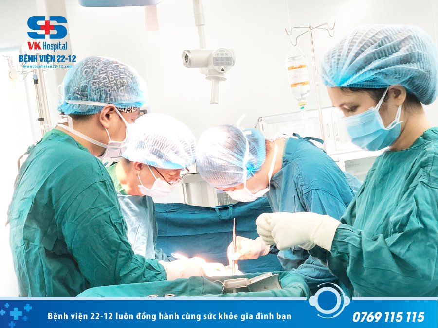 Bệnh viện 22-12 | Phẫu thuật cắt bỏ thành công khối "U quái buồng trứng" khổng lồ nặng gần 2kg