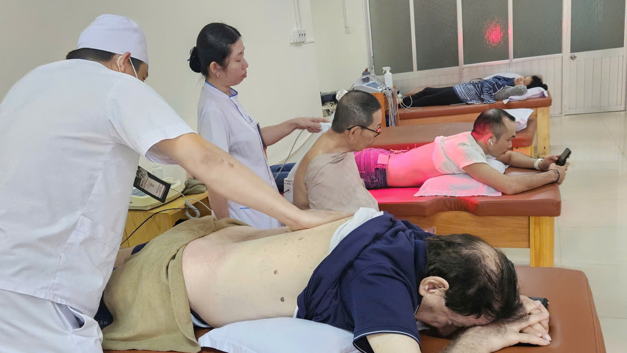 Bệnh viện 22-12 | Đau cơ xương khớp mùa lạnh